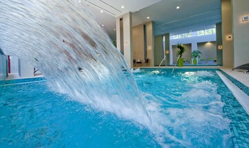 Abacus Business & Wellness Hotel****